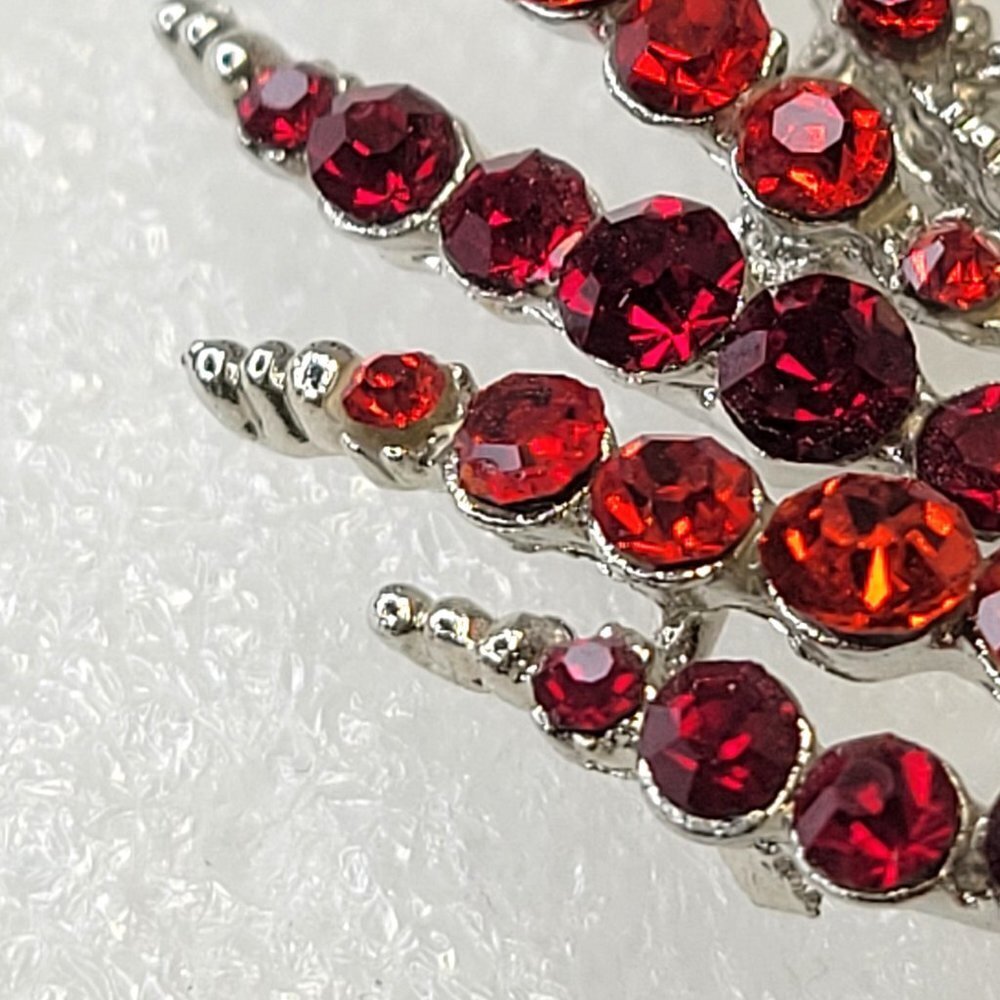 Red Rhinestone Leaf Brooch - Picture 3 of 13